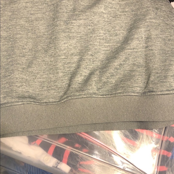 Under Armour Men's Light Gray Zip-Up Sweater - Picture 5 of 6